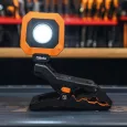 Beta 1838CLAMP Tölthető, csíptetős lámpa, 4 fényerősség, állítható, USB-n tölthető.